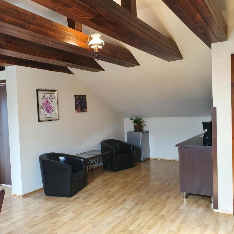 Vila De La Lugas Oradea Eksteriør bilde